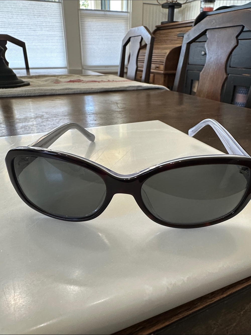 Ashby Grace PolarizedWomen's Dark Tortoiseshell Frame Sunglasses w/ dark lense